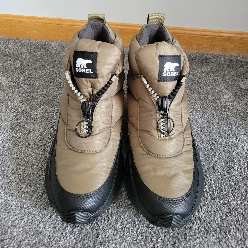 Sorel Waterproof Boots - Picture 3 of 8
